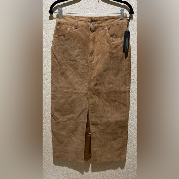 NWT Blank NYC Women’s Real Suede Midi Skirt Pecan Color Size 25 - Picture 3 of 9